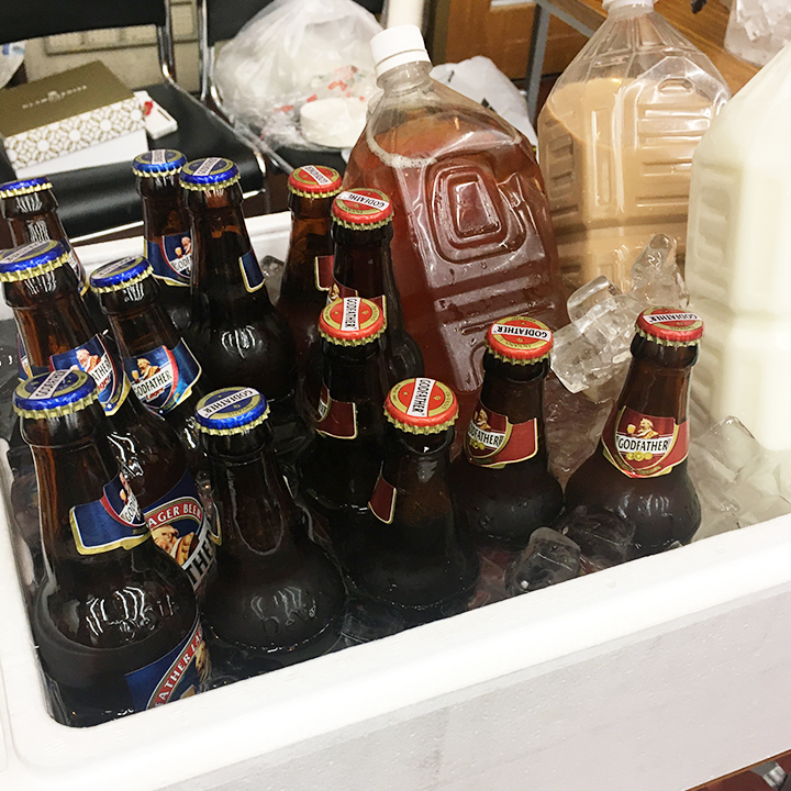 写真：瓶ビール販売中